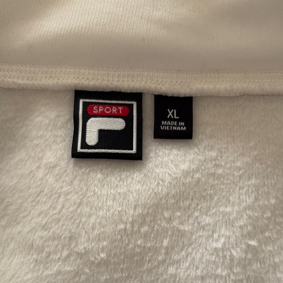 BNWT Women's White Quilted Jacket by FILA - Picture 5 of 9